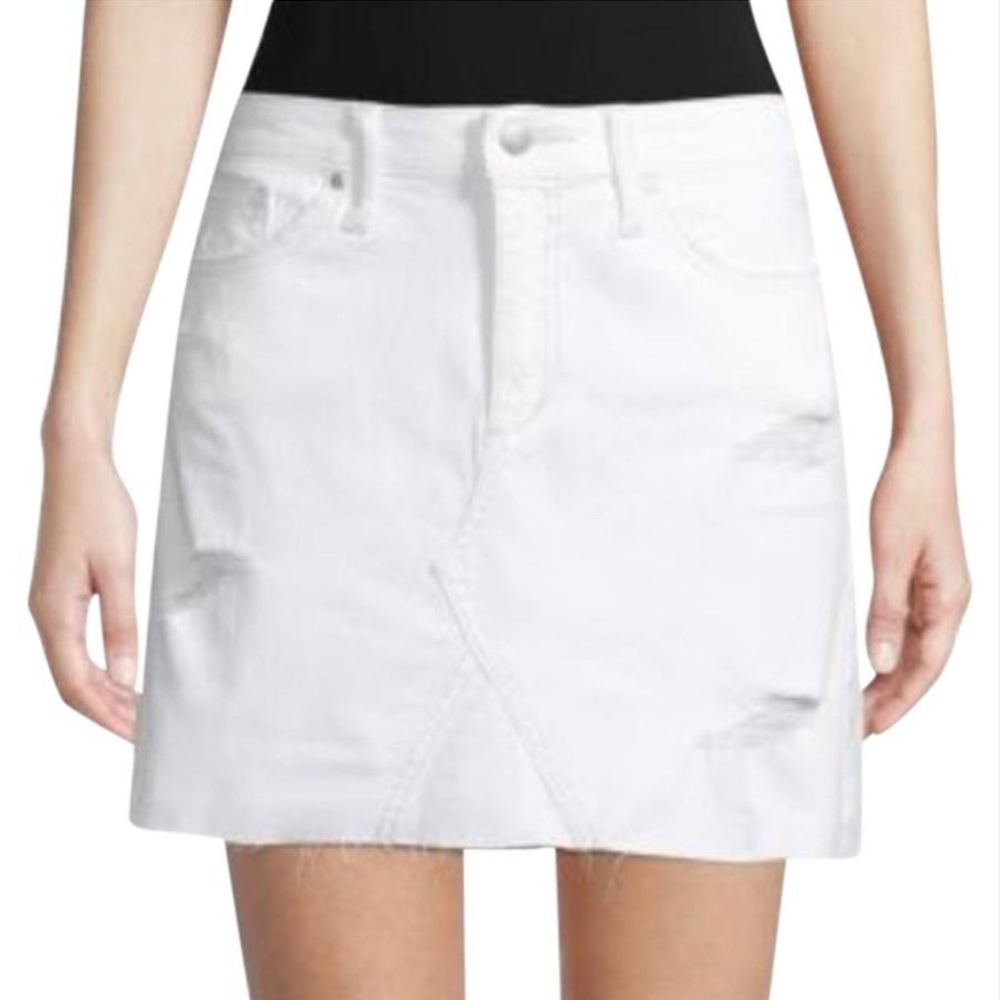 JOE’s - White Denin Skirt. Size 29 (US 6/8)